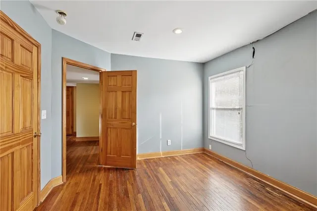 $320,000 | 2709 Charlotte Street, Kansas City, MO 64109