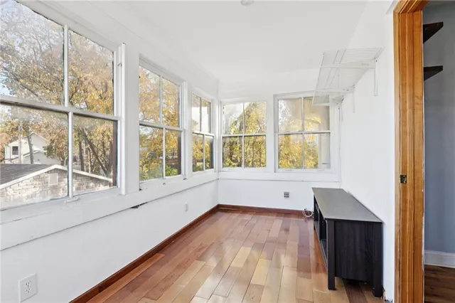 $320,000 | 2709 Charlotte Street, Kansas City, MO 64109