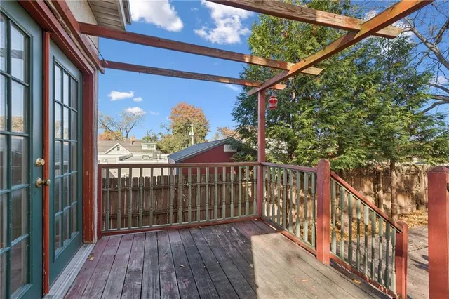 $320,000 | 2709 Charlotte Street, Kansas City, MO 64109