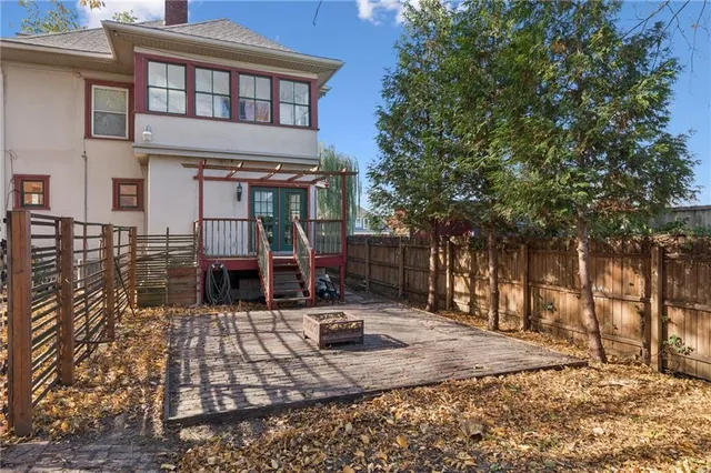 $320,000 | 2709 Charlotte Street, Kansas City, MO 64109