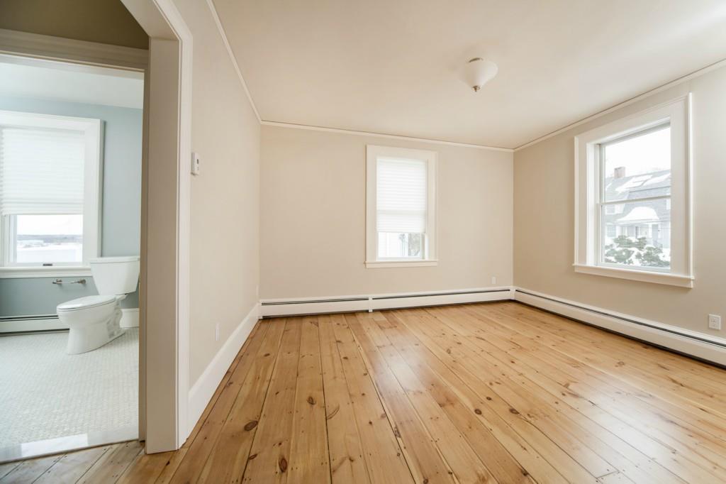 358 Danforth Street Portland, ME 04102 - Photo 17 of 25 Master bedroom