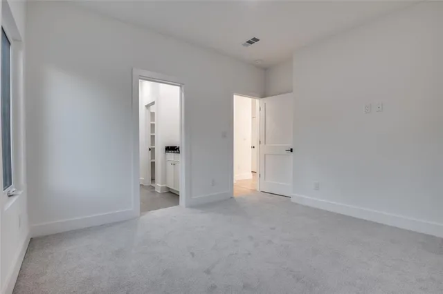 $990,000 | 514 South Glasgow Drive, Dallas, TX 75223