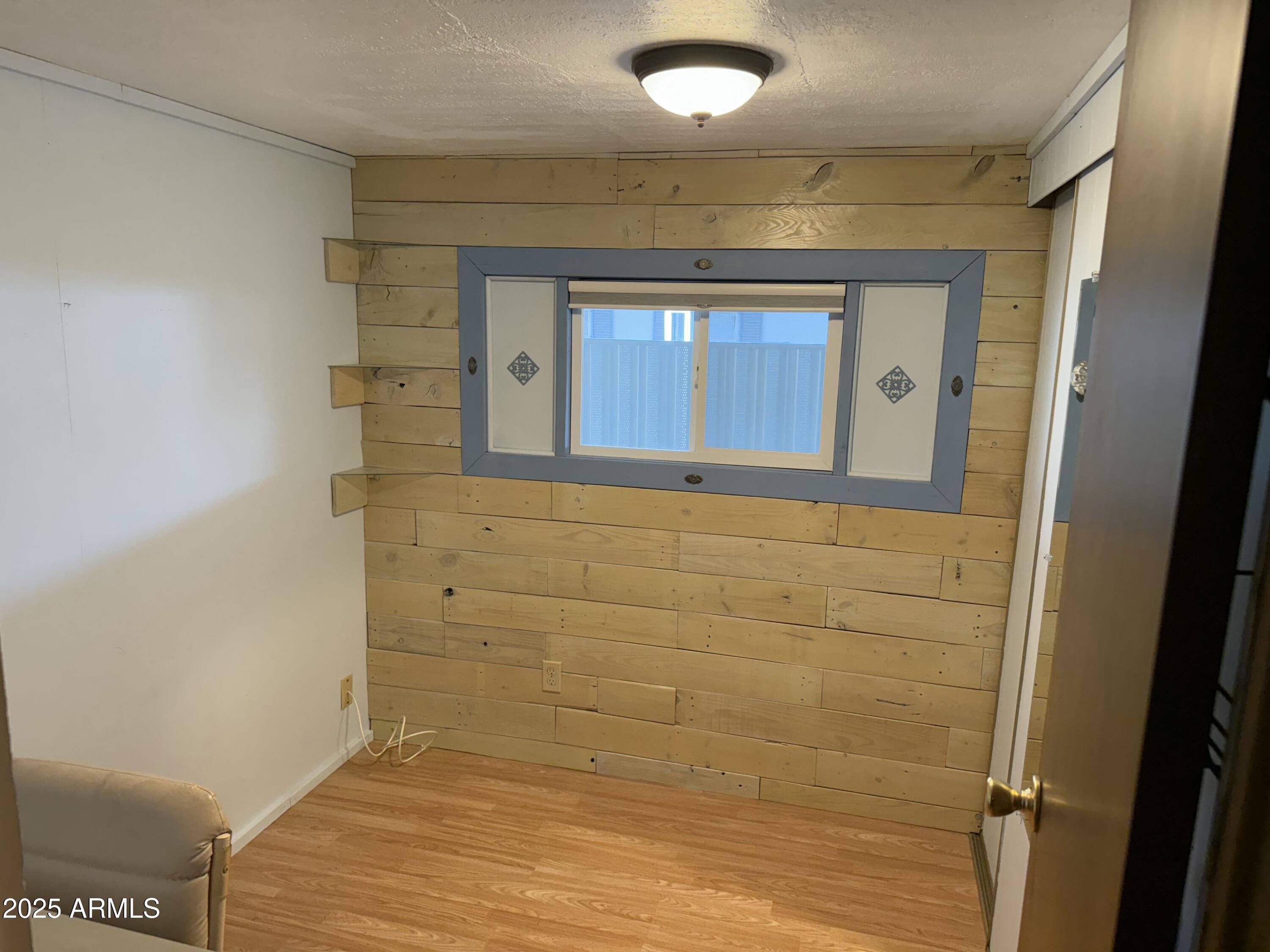 535 South Alma School Road, Unit 91 Mesa, AZ 85210 - Photo 19 of 26 a bathroom with a shower