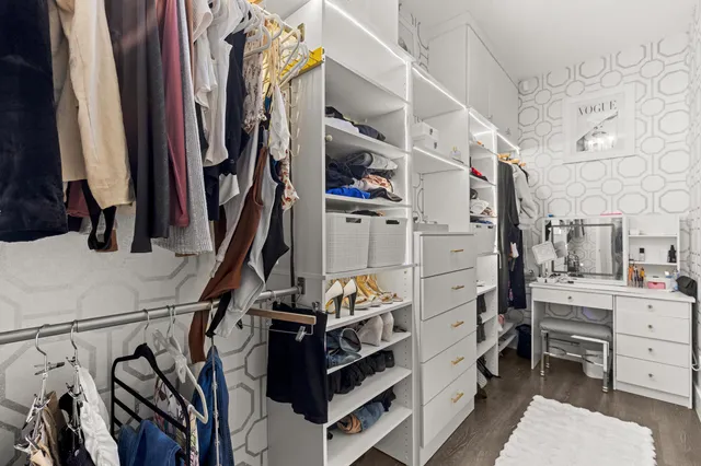 a view of walk in closet