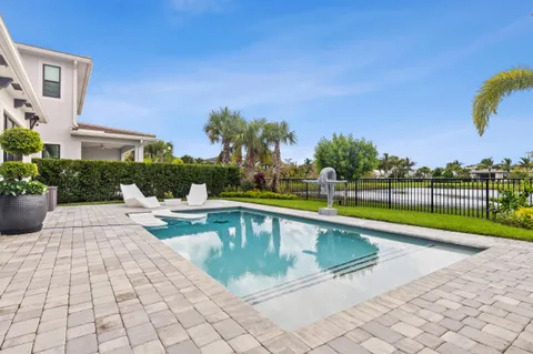 $2,000,000 | 12470 Solana Bay Circle, Palm Beach Gardens, FL 33412