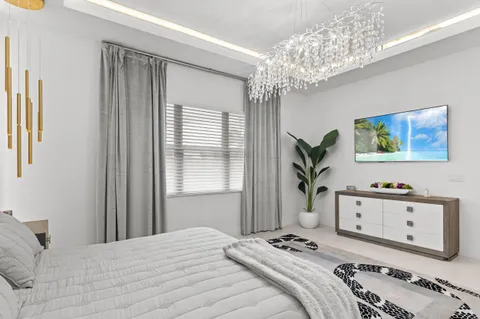 $2,000,000 | 12470 Solana Bay Circle, Palm Beach Gardens, FL 33412