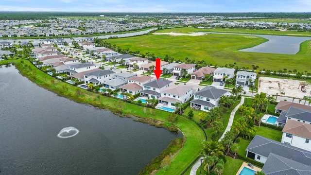 $2,000,000 | 12470 Solana Bay Circle, Palm Beach Gardens, FL 33412