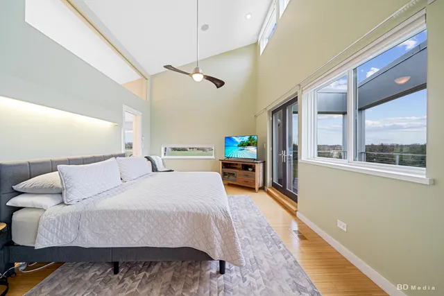 a view of gym equipment with windows