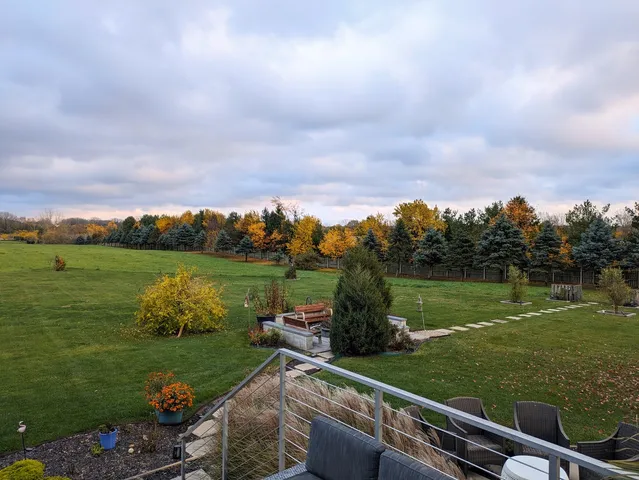 $875,000 | 28525 South Yates Avenue, Beecher, IL 60401