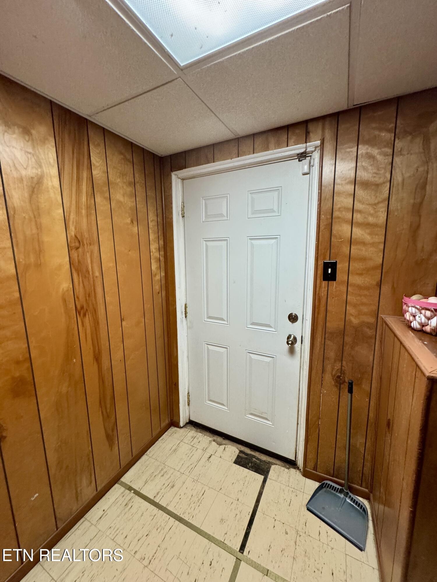 103 Albany Road Oak Ridge, TN 37830 - Photo 11 of 15 Gallery Image 11