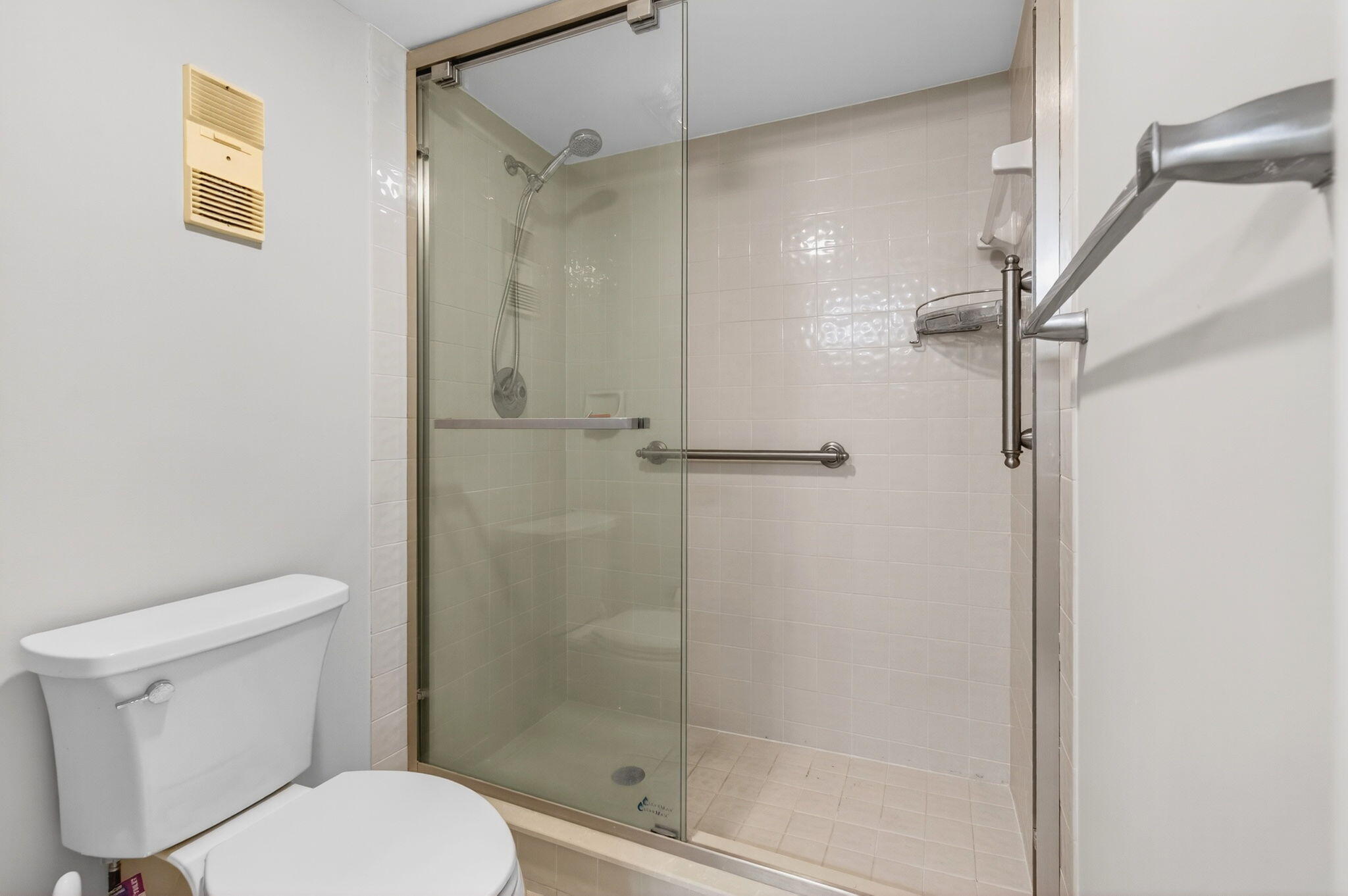 5574 Witney Drive, Unit 109 Delray Beach, FL 33484 - Photo 19 of 114 53-web-or-mls-DSC_7887