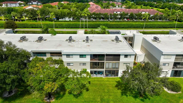 $295,000 | 5574 Witney Drive, Unit 109, Delray Beach, FL 33484