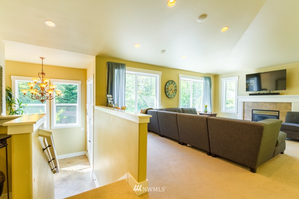 20231 Filbert Drive Bothell, WA 98012 - Photo 3 of 16