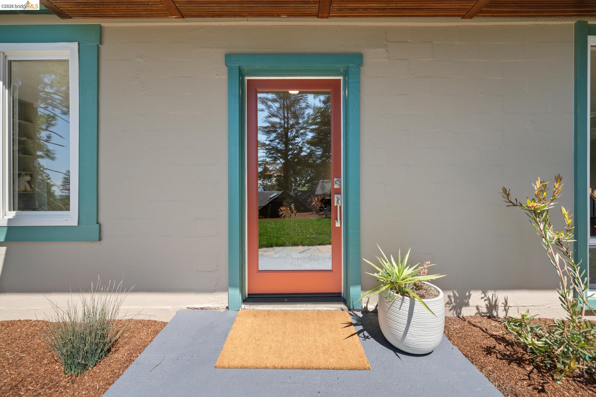 100 Avenida Drive Berkeley, CA 94708 - Photo 6 of 57