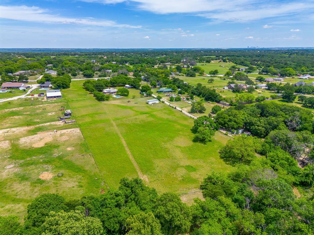 6345 Silver Creek Azle Road Azle, TX 76020 - Photo 3 of 40 a view of a city