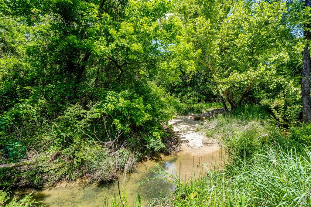 6345 Silver Creek Azle Road Azle, TX 76020 - Photo 40 of 40 a view of a garden
