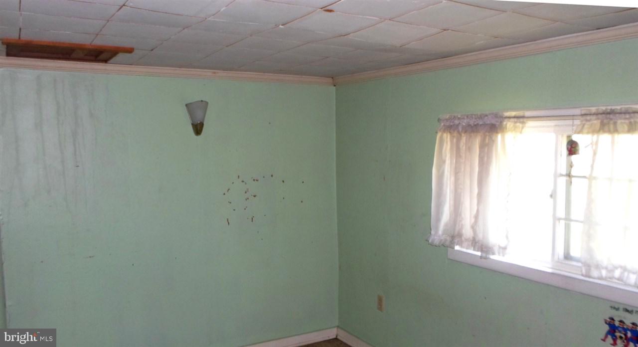 18 Ridge Avenue Hanover, PA 17331 - Photo 13 of 14 Gallery Image 13