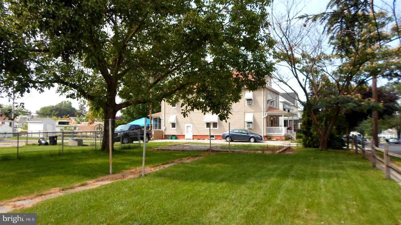 18 Ridge Avenue Hanover, PA 17331 - Photo 4 of 14 Gallery Image 4