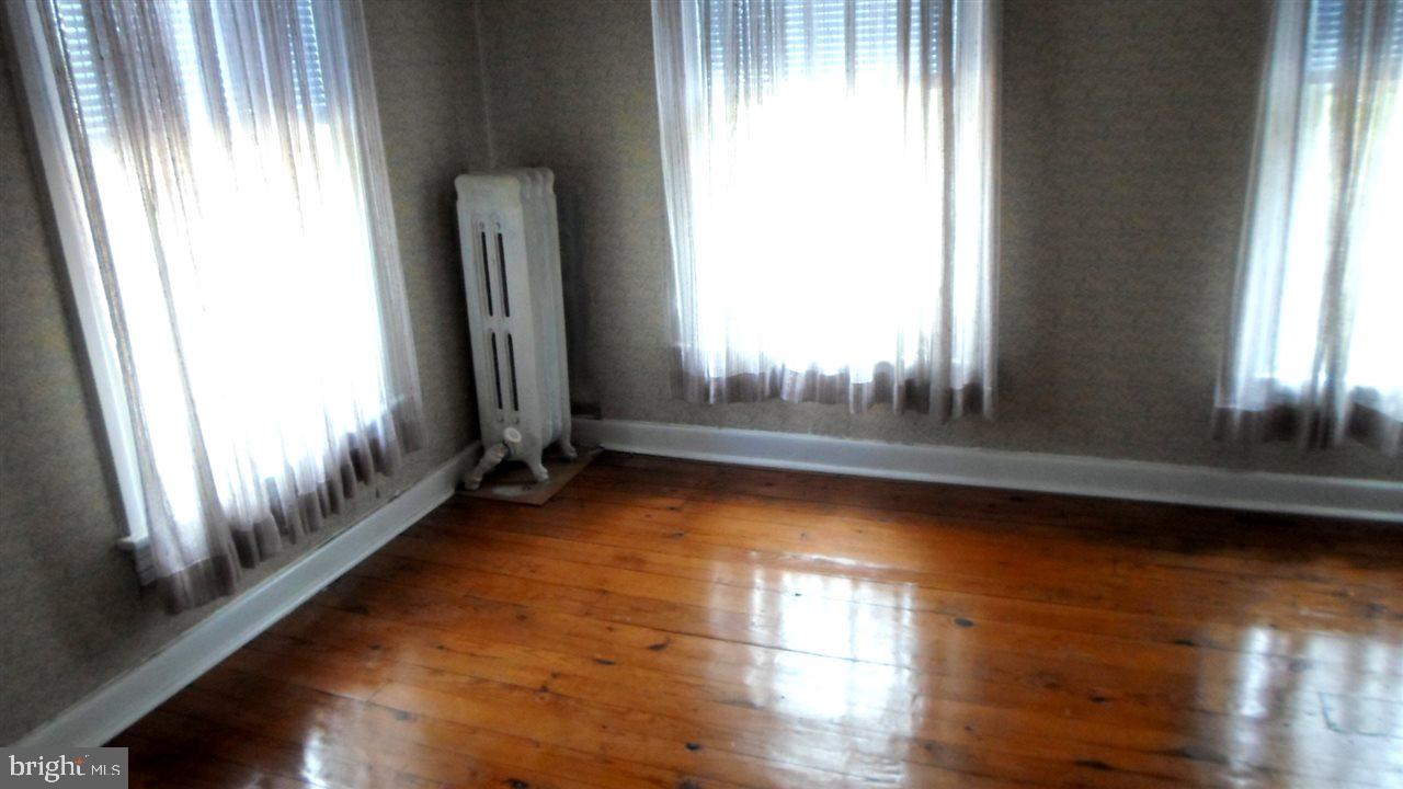 18 Ridge Avenue Hanover, PA 17331 - Photo 10 of 14 Gallery Image 10