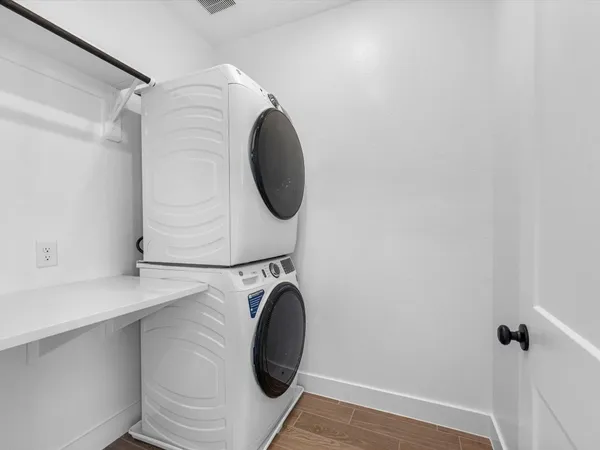 $2,875 | 15106 Post Oak Fls Drive, Cypress, TX 77433