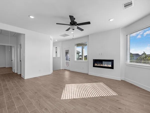 $2,875 | 15106 Post Oak Fls Drive, Cypress, TX 77433