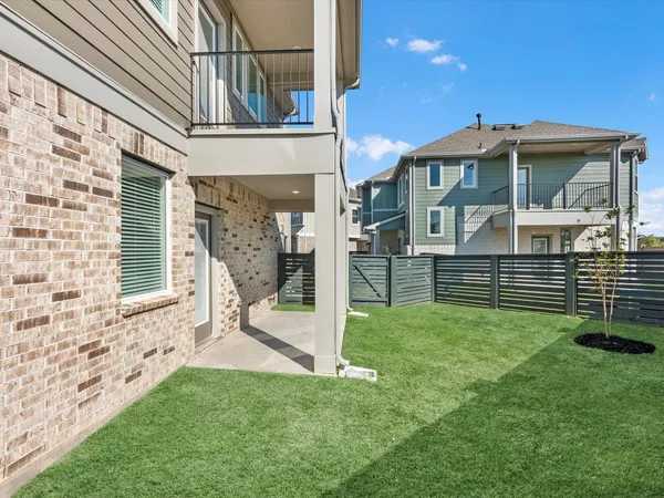 $2,875 | 15106 Post Oak Fls Drive, Cypress, TX 77433