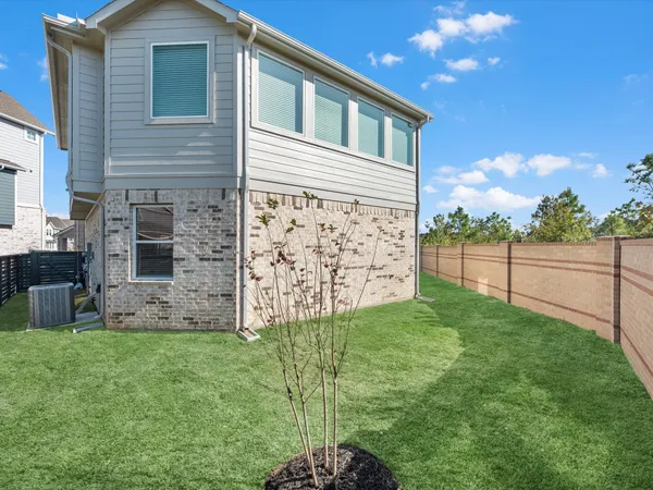 $2,875 | 15106 Post Oak Fls Drive, Cypress, TX 77433