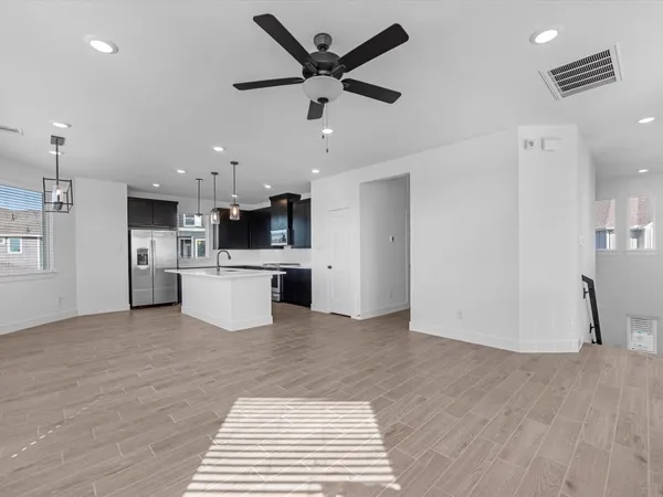 $2,875 | 15106 Post Oak Fls Drive, Cypress, TX 77433