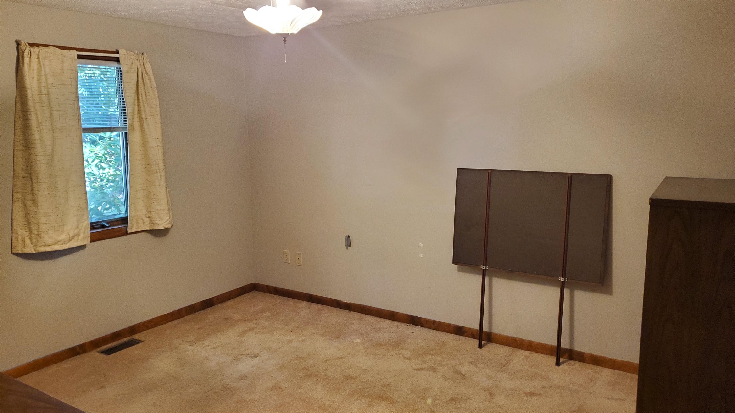 5347 Barney Road Traverse City, MI 49684 - Photo 23 of 26 1938160-5d143839-cf18-4e2f-b8fa-4e6077714368.JPG