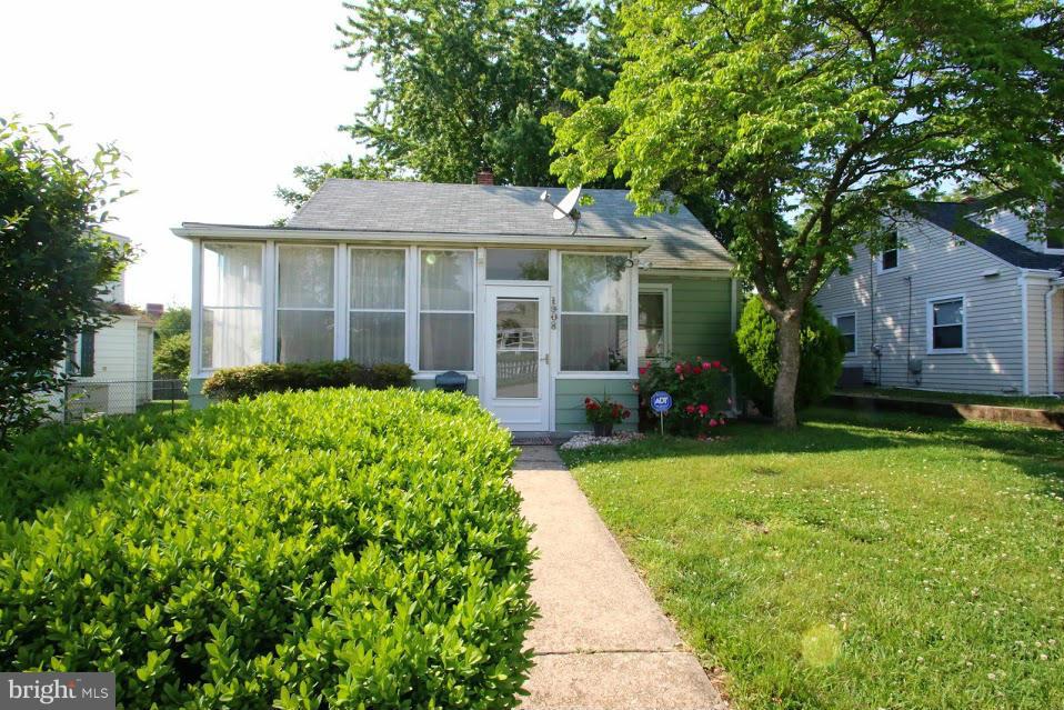 1908 Jackson Road Baltimore, MD 21222 - Photo 3 of 30 Exterior (Front)