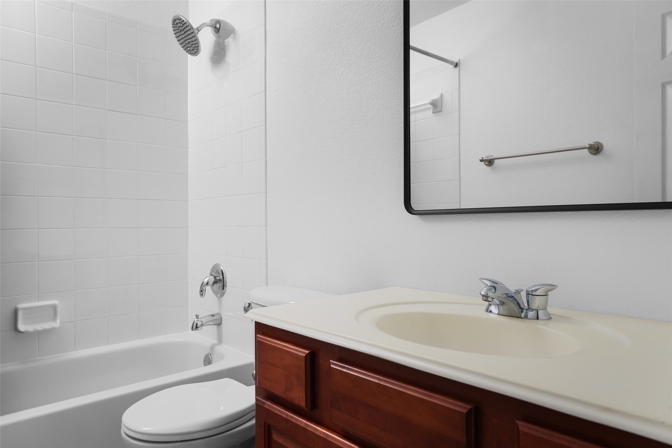 7921 Davis Mountain Pass Austin, TX 78726 - Photo 27 of 40 a bathroom with a sink a toilet and bathtub