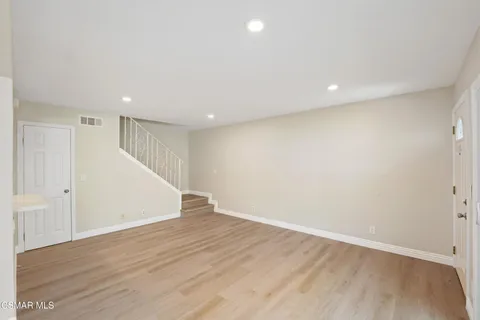 $579,950 | 2845 Instone Court, Westlake Village, CA 91361