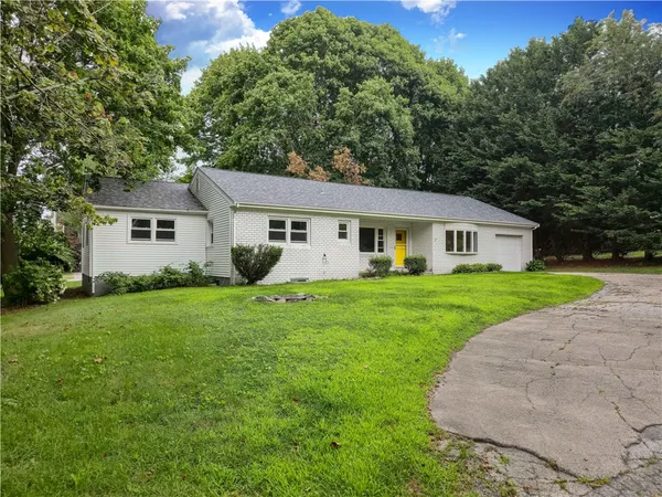 $739,900 | 278 Green End Avenue, Middletown, RI 02842