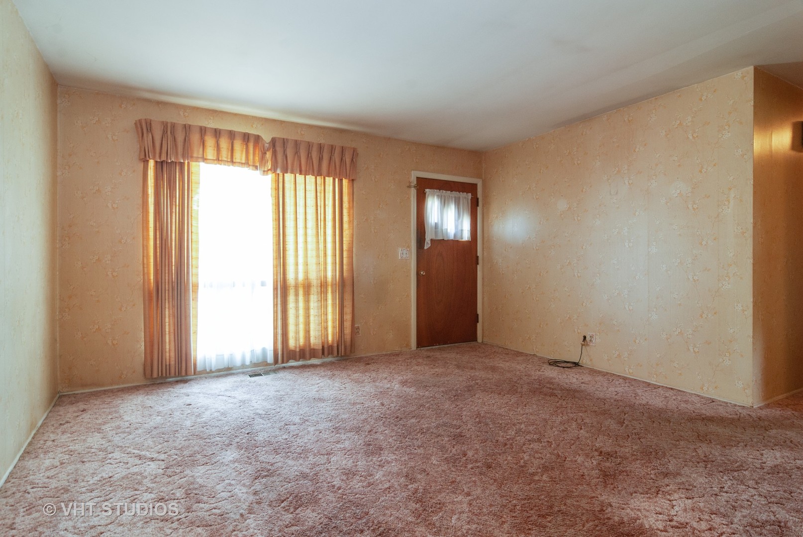 48 Sierra Road Montgomery, IL 60538 - Photo 2 of 13