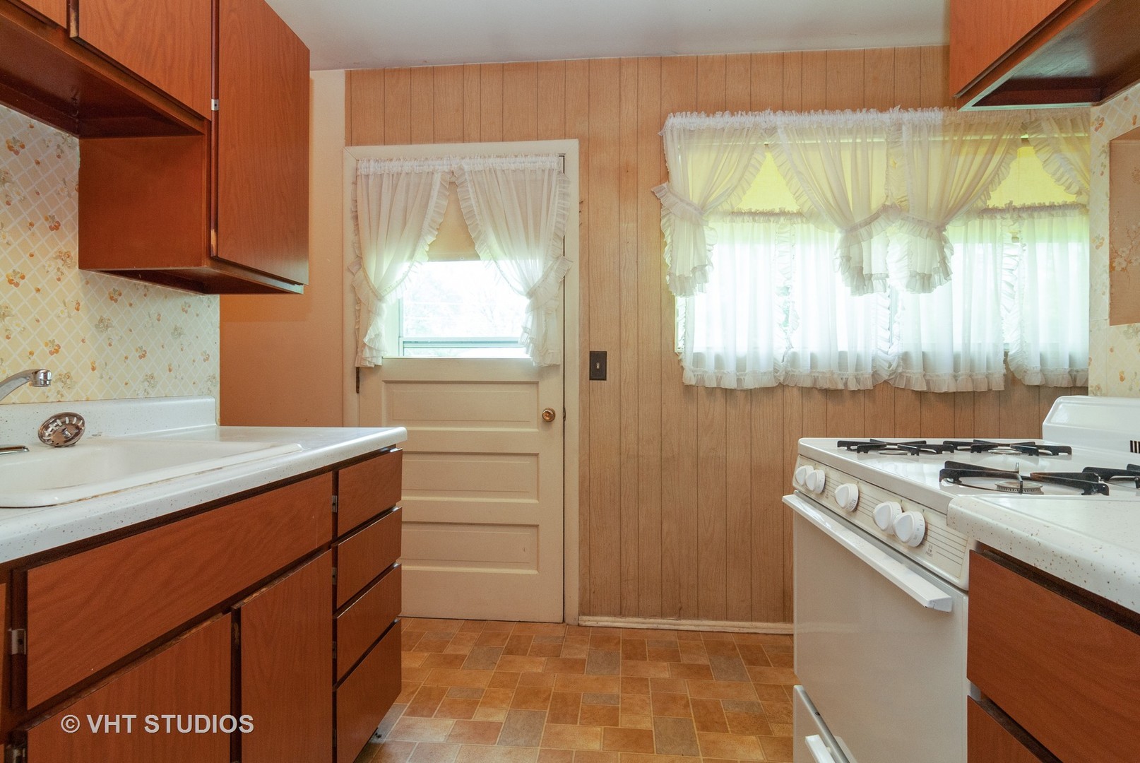 48 Sierra Road Montgomery, IL 60538 - Photo 6 of 13