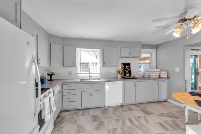 $549,900 | 132 Winifred Avenue, Worcester, MA 01602