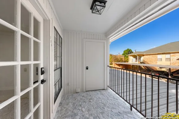 $1,750 | 7815 Broadway, Unit 206B, San Antonio, TX 78209