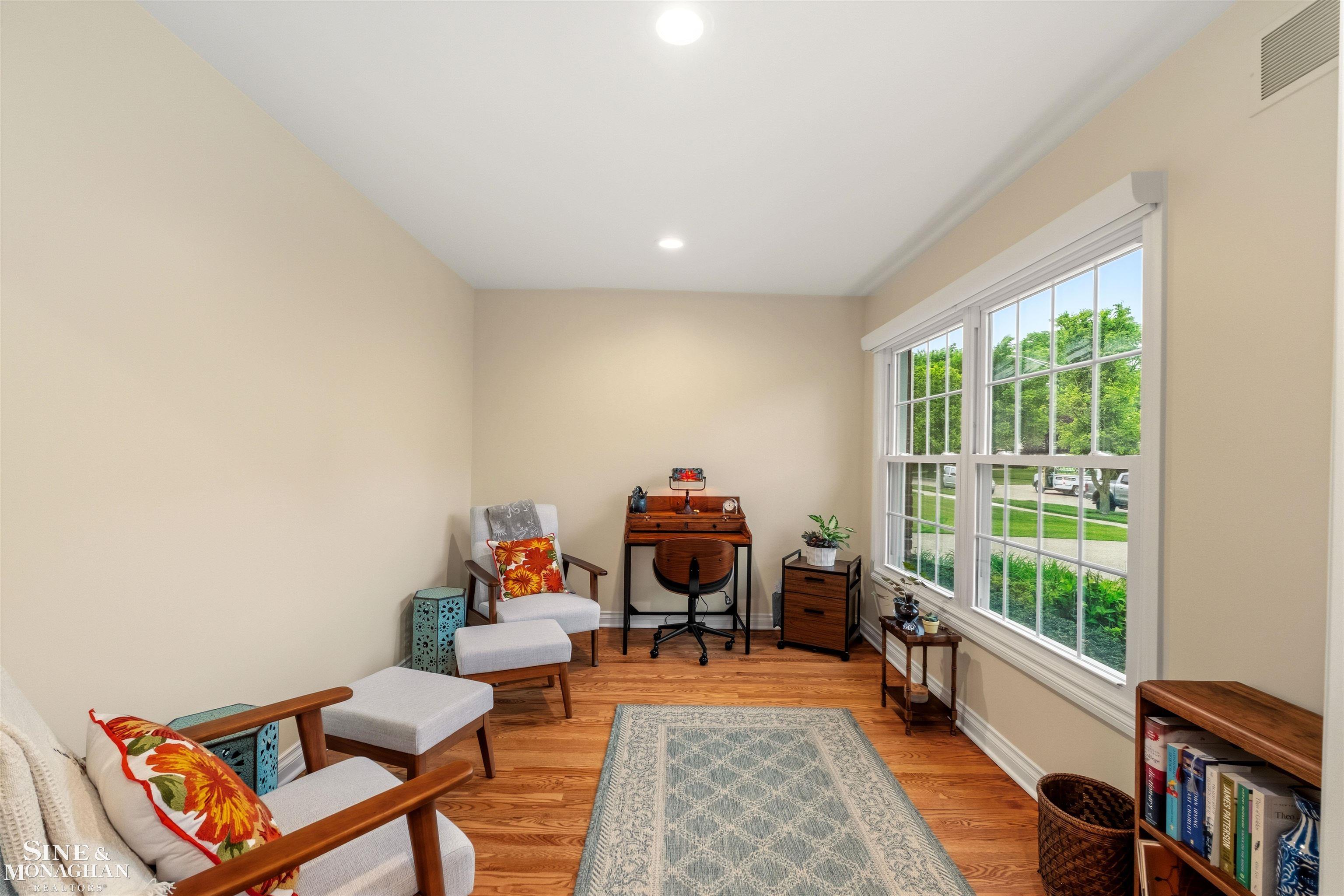 1061 North Renaud Road Grosse Pointe Woods, MI 48236 - Photo 17 of 63