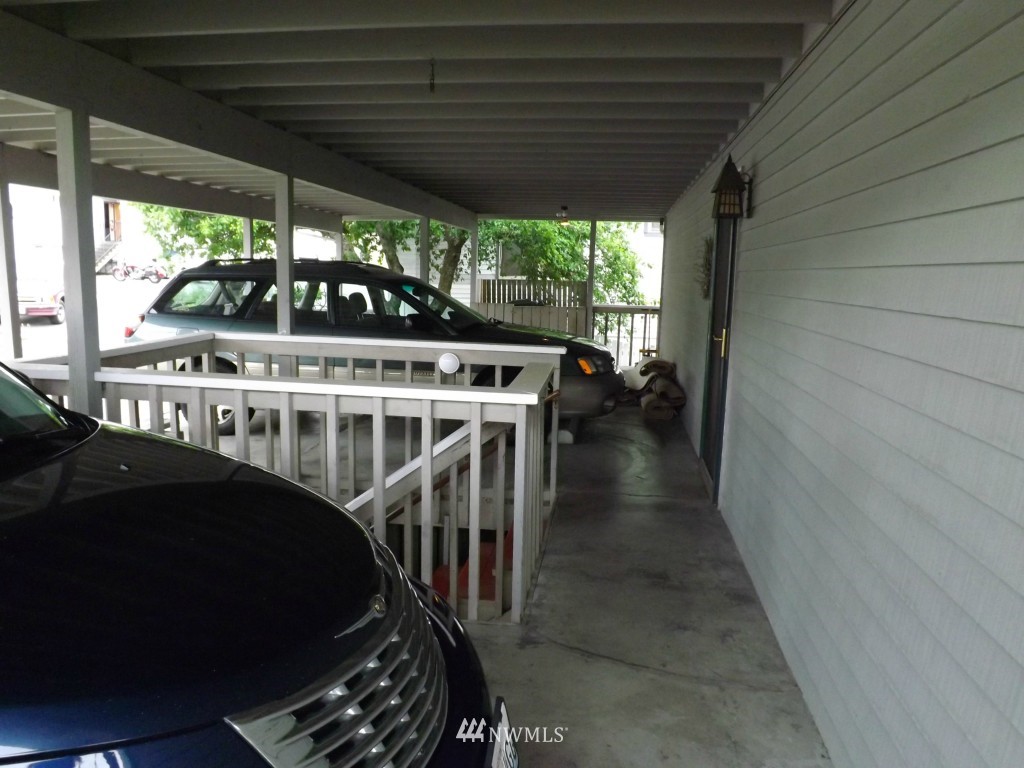630 Boulevard Bellingham, WA 98225 - Photo 11 of 13 a view of balcony with chairs