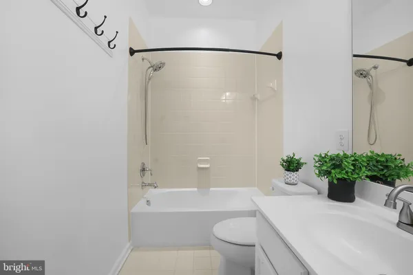 $420,000 | 5037 Small Gains Way, Frederick, MD 21703