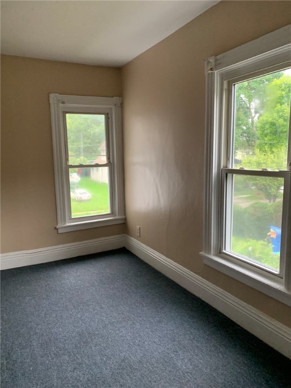 24 Evergreen Street Rochester, NY 14605 - Photo 10 of 30