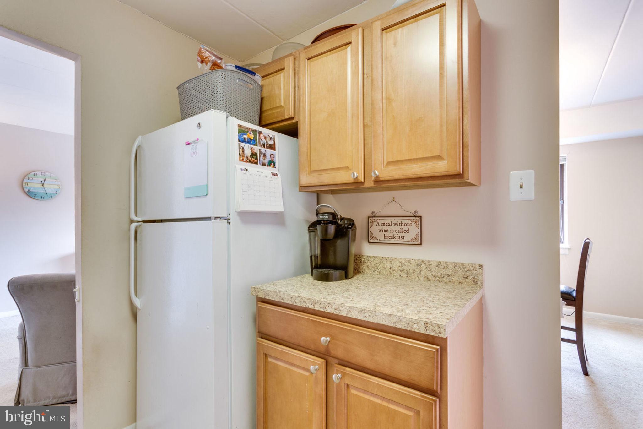 6270 Edsall Road, Unit 203 Alexandria, VA 22312 - Photo 15 of 40 Kitchen