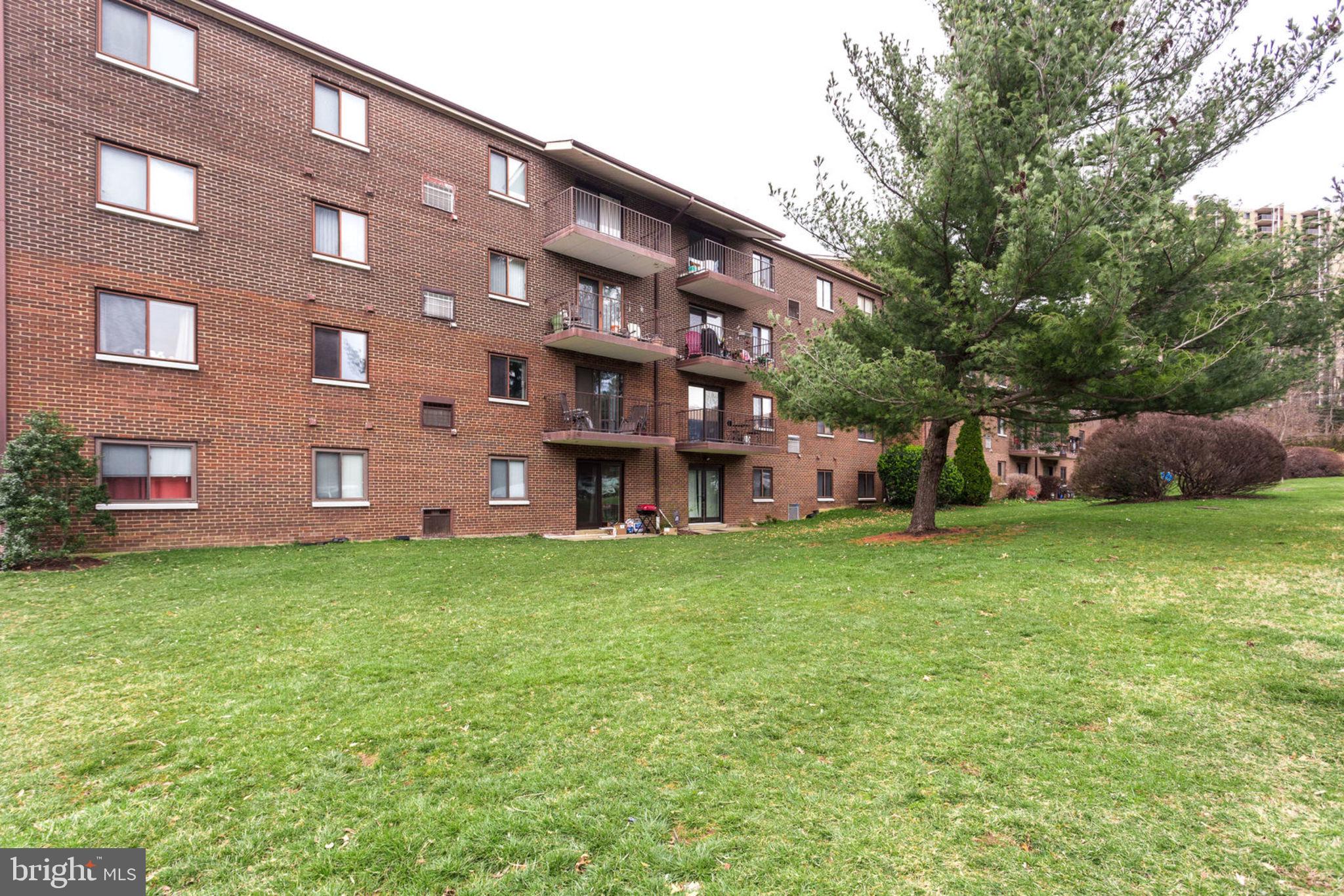 6270 Edsall Road, Unit 203 Alexandria, VA 22312 - Photo 38 of 40 Exterior Rear