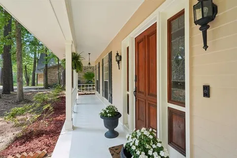$643,500 | 208 Evangeline Drive, Mandeville, LA 70471
