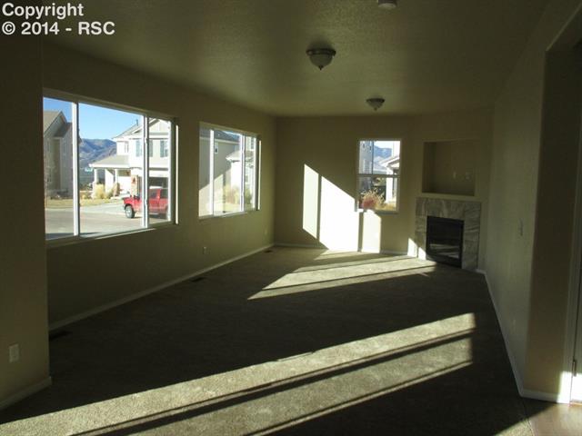 1607 Smokey Ridge Way Colorado Springs, CO 80921 - Photo 3 of 10