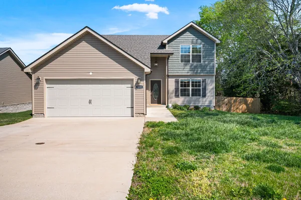 $2,100 | 1605 Gramham Lane, Clarksville, TN 37042