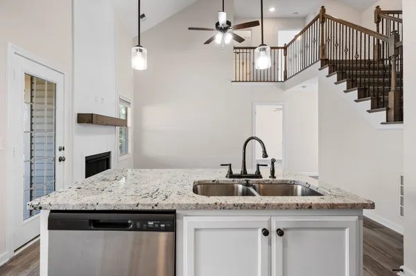 $2,100 | 1605 Gramham Lane, Clarksville, TN 37042