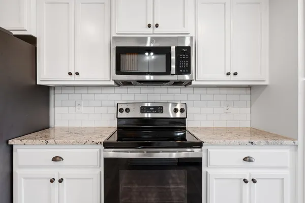 $2,100 | 1605 Gramham Lane, Clarksville, TN 37042