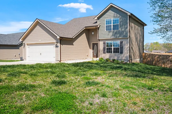 $2,100 | 1605 Gramham Lane, Clarksville, TN 37042