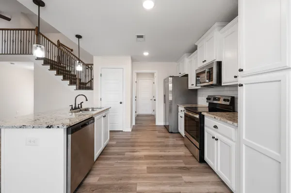 $2,100 | 1605 Gramham Lane, Clarksville, TN 37042